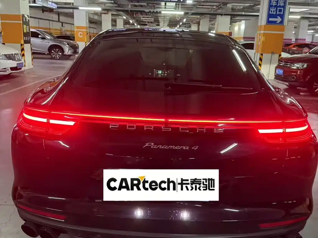Porsche Panamera — миниатюра 2