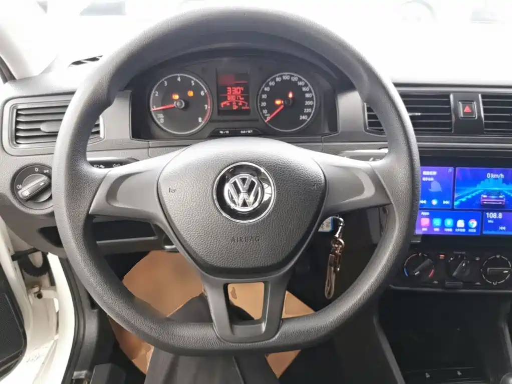 Volkswagen Santana — миниатюра 11