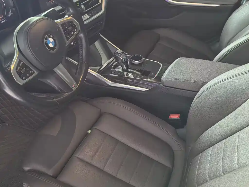 BMW 3 Series — миниатюра 8