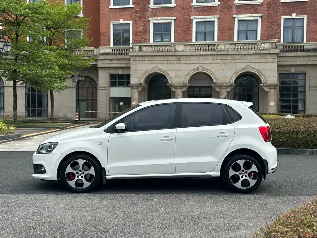 Volkswagen Polo — миниатюра 12