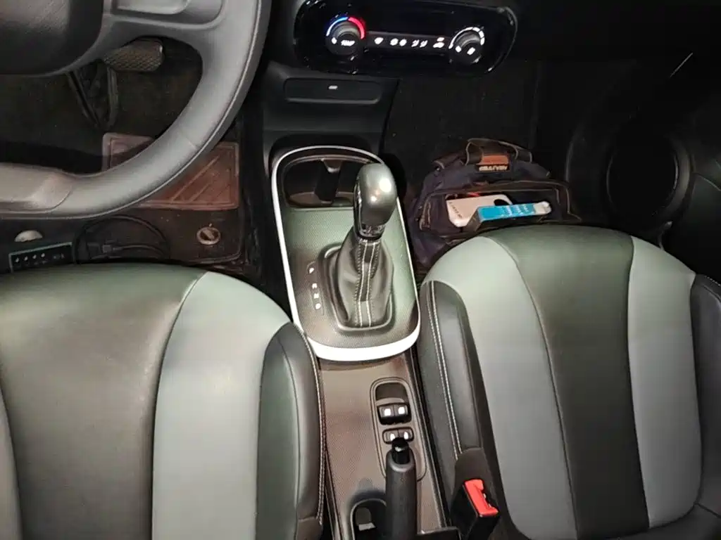 Roewe Clever — миниатюра 14