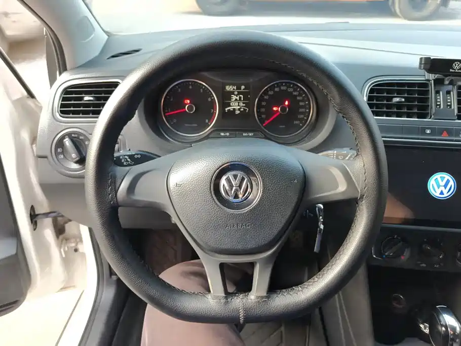 Volkswagen Polo — миниатюра 15