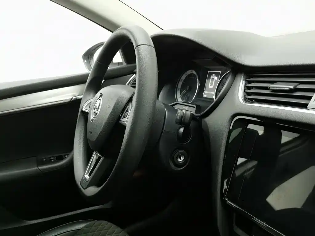 Skoda Octavia — миниатюра 22