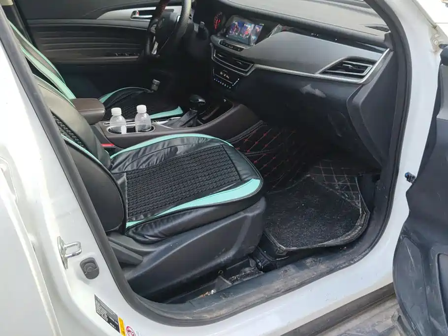 Changan CS35PLUS — миниатюра 8