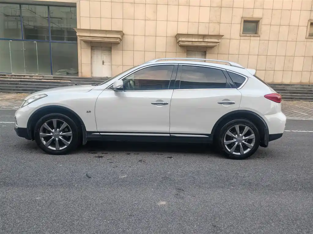 Infiniti QX50 — миниатюра 4