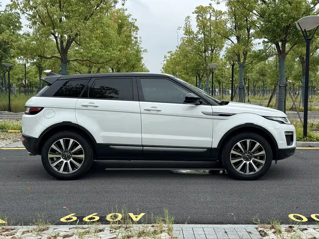 Land Rover Evoque — миниатюра 8
