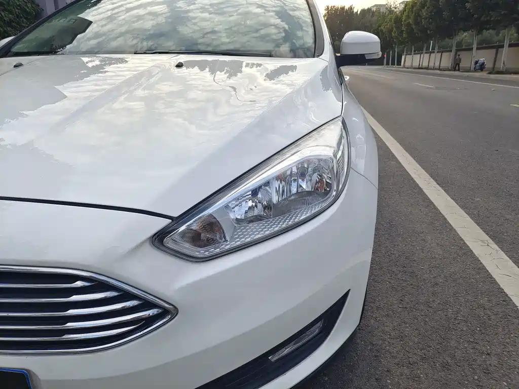 Ford Focus — миниатюра 18
