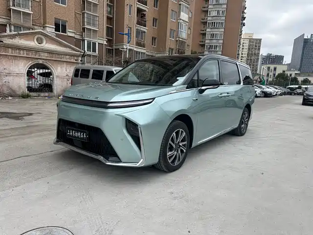 SAIC MAXUS EVERYONE 9 2024