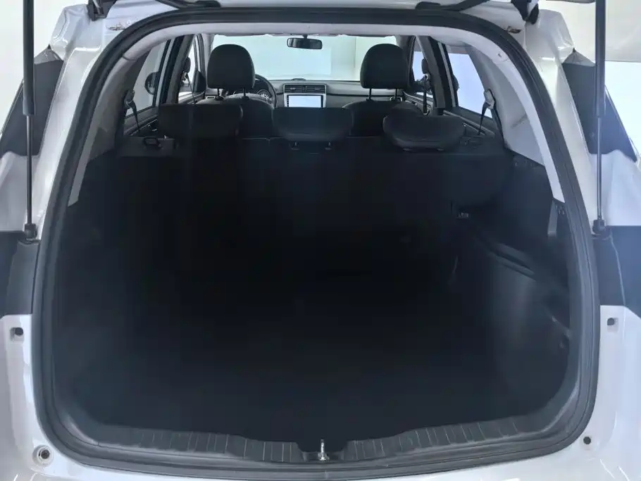 Haval M6 — миниатюра 4
