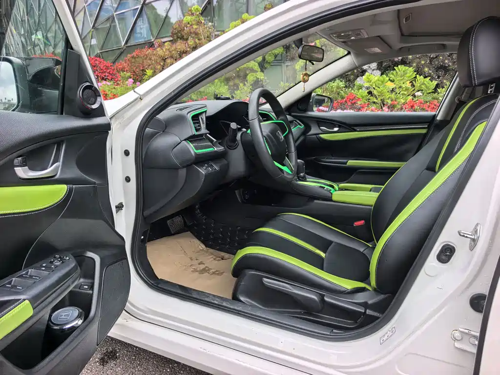 Honda Civic — миниатюра 4