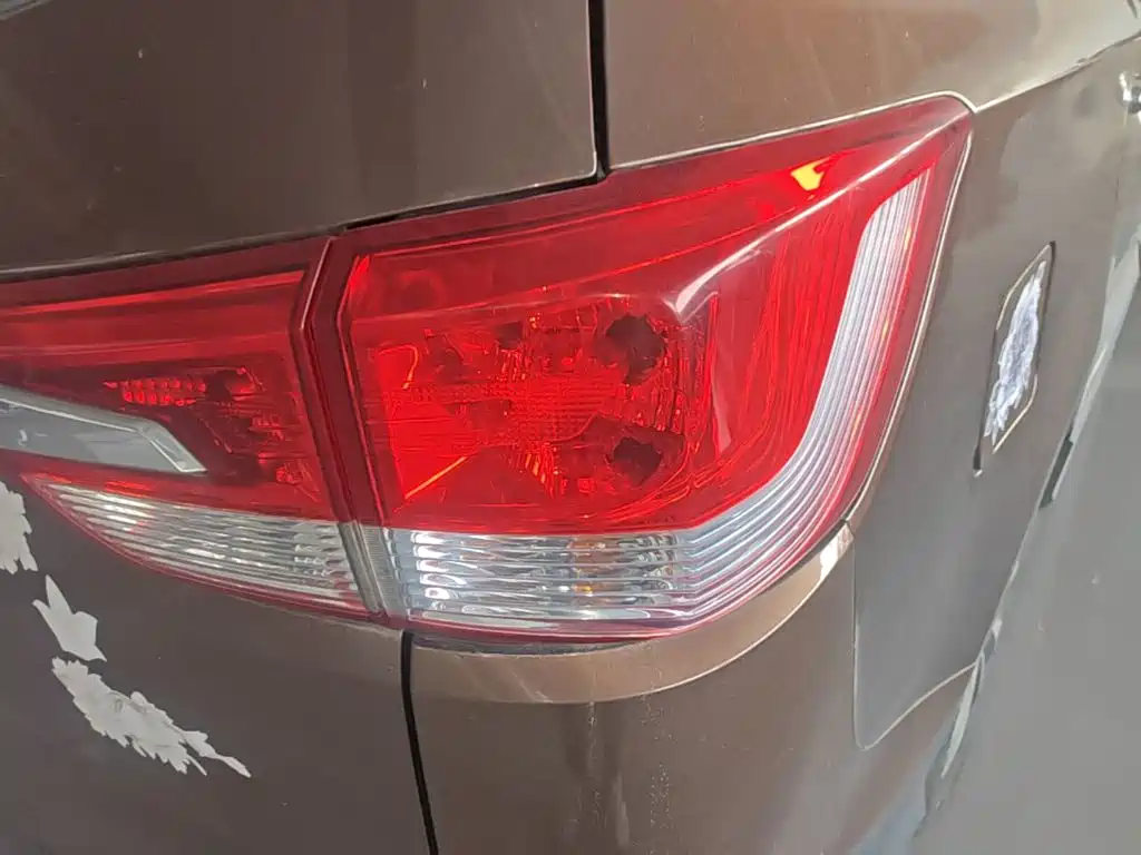 Wuling Hongguang — миниатюра 8