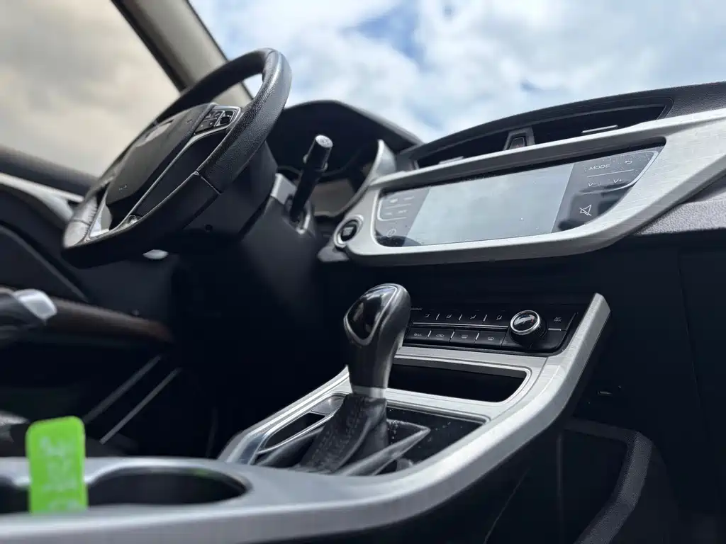 Geely Vision — миниатюра 17