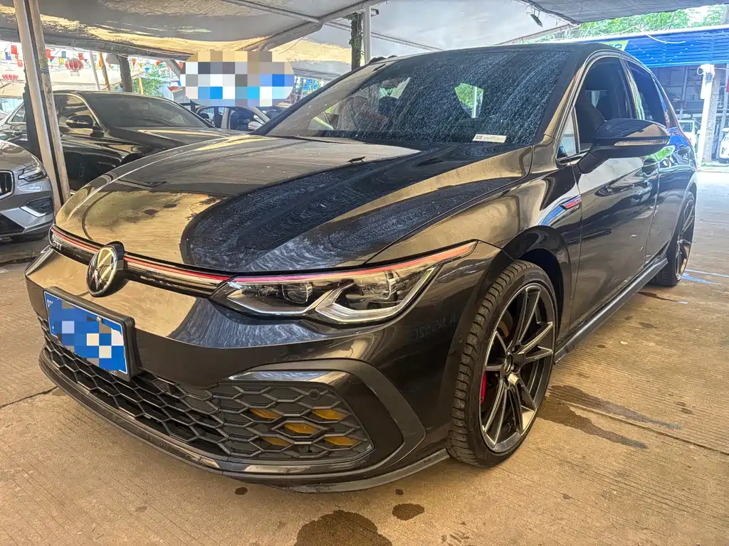 Volkswagen Golf GTI 2021