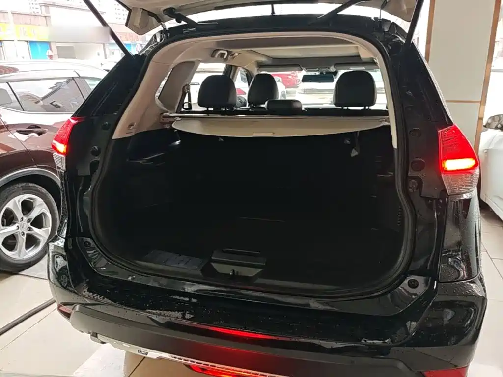 Nissan X-Trail — миниатюра 19