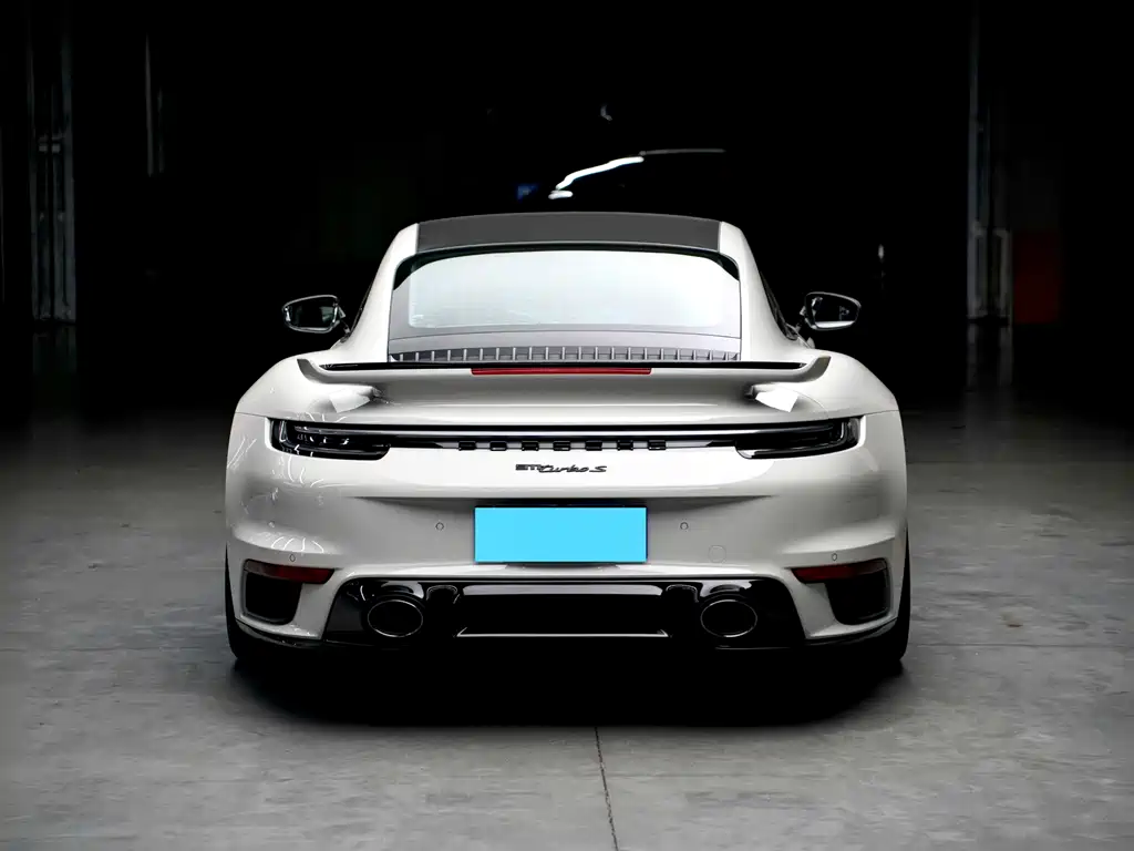 Porsche 911 2022 Turbo S 3.7T