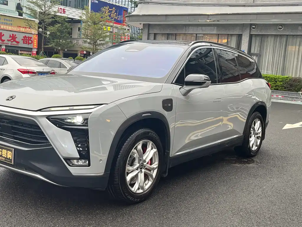 NIO NIO ES8