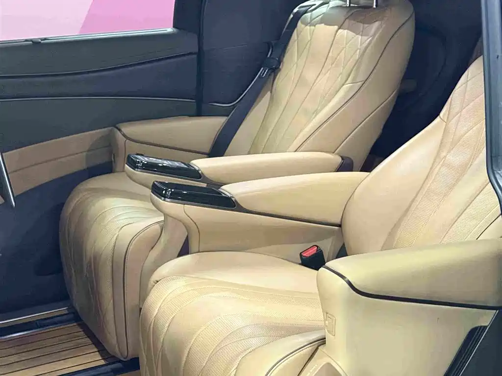 Denza Denza D9 — миниатюра 22