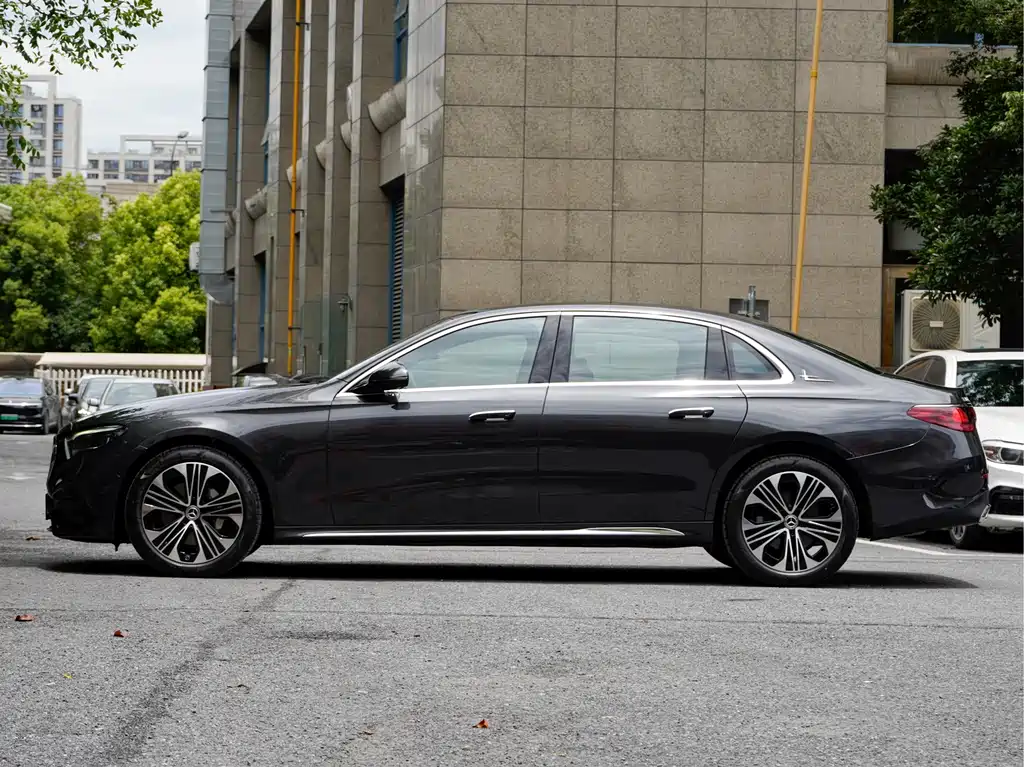 Mercedes-Benz E-Class E 2024 E 300 L Fashion Sport