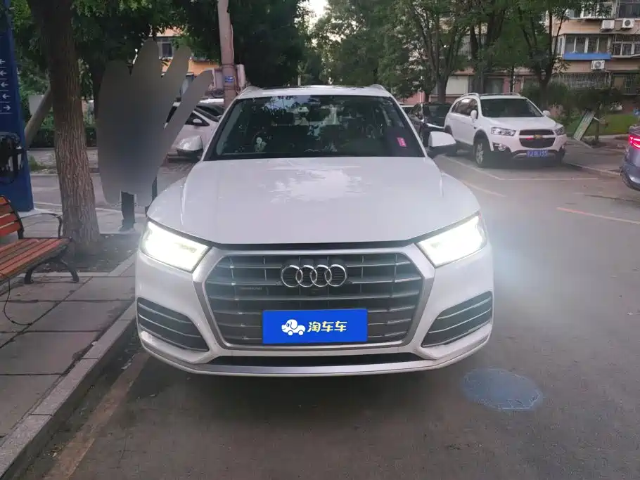 Audi Q5L — миниатюра 2