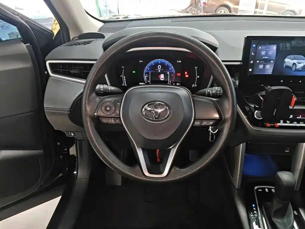 Toyota Frontlander — миниатюра 11