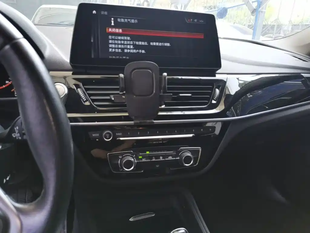 BMW 1 Series — миниатюра 13