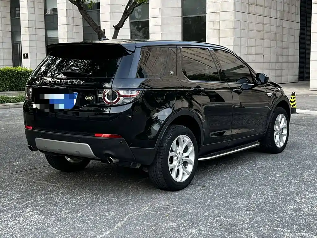Land Rover Discovery Sport — миниатюра 16