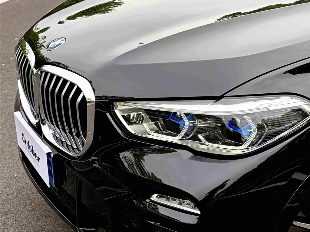 BMW X5 (Import) — миниатюра 3