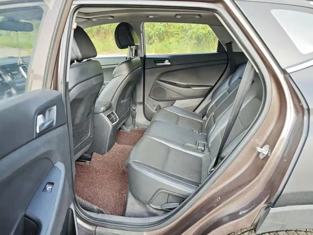 Hyundai Tucson — миниатюра 9