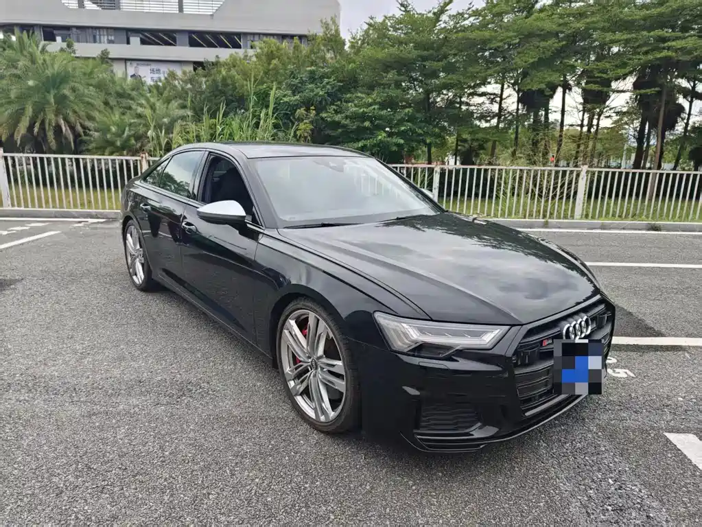 Audi S6