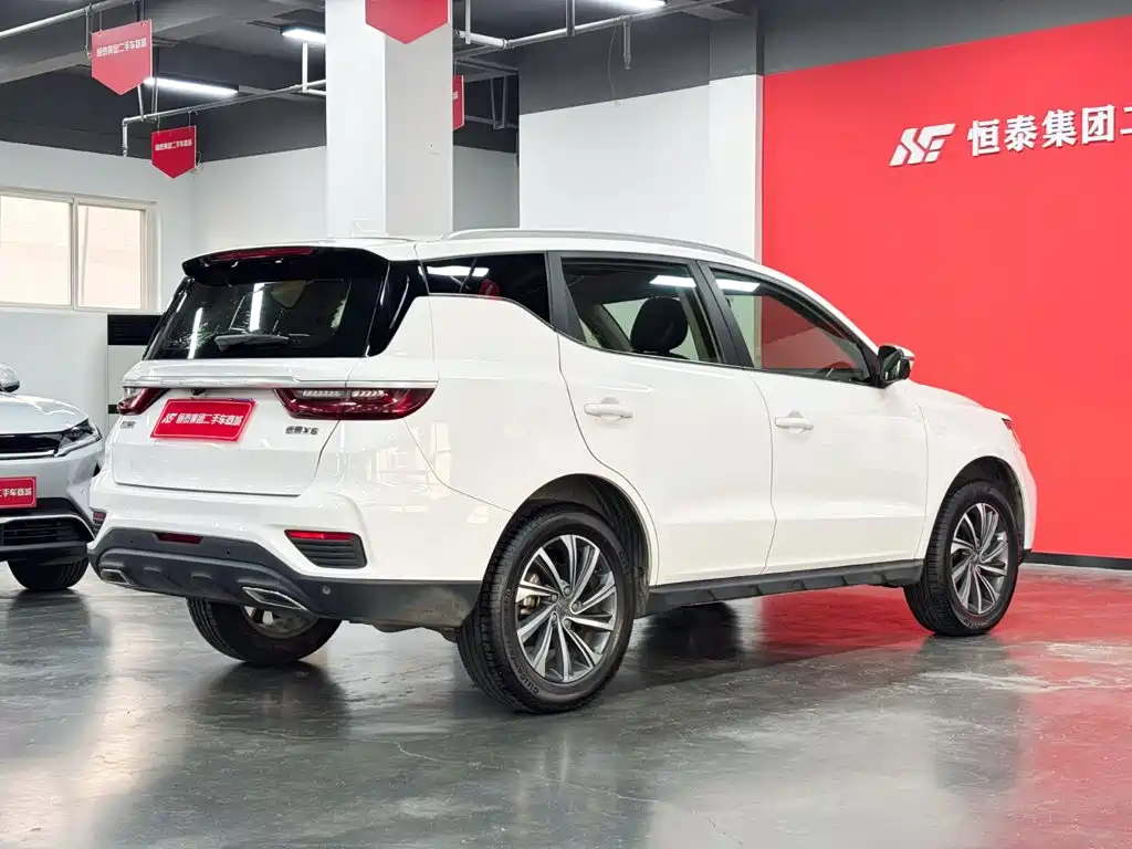 Geely Vision X6 — миниатюра 8