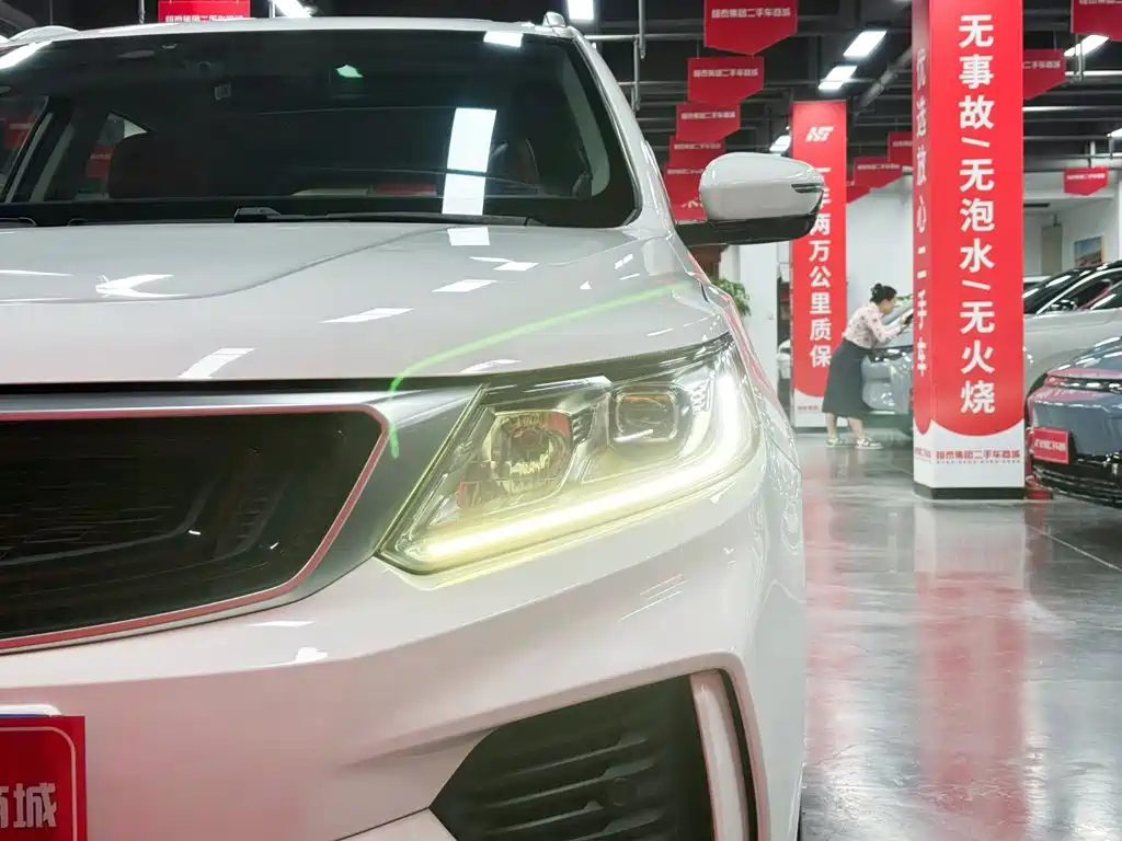 Geely Vision X6 — миниатюра 9