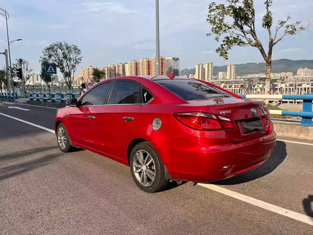Changan Eado — миниатюра 7