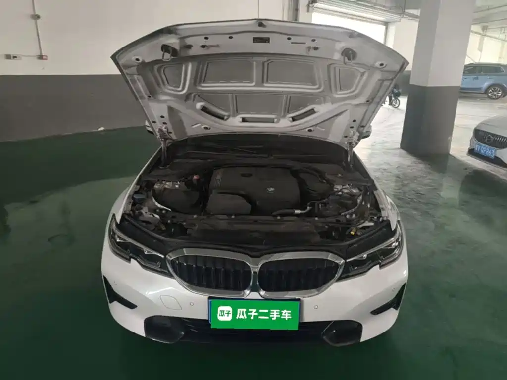 BMW 3 Series — миниатюра 23