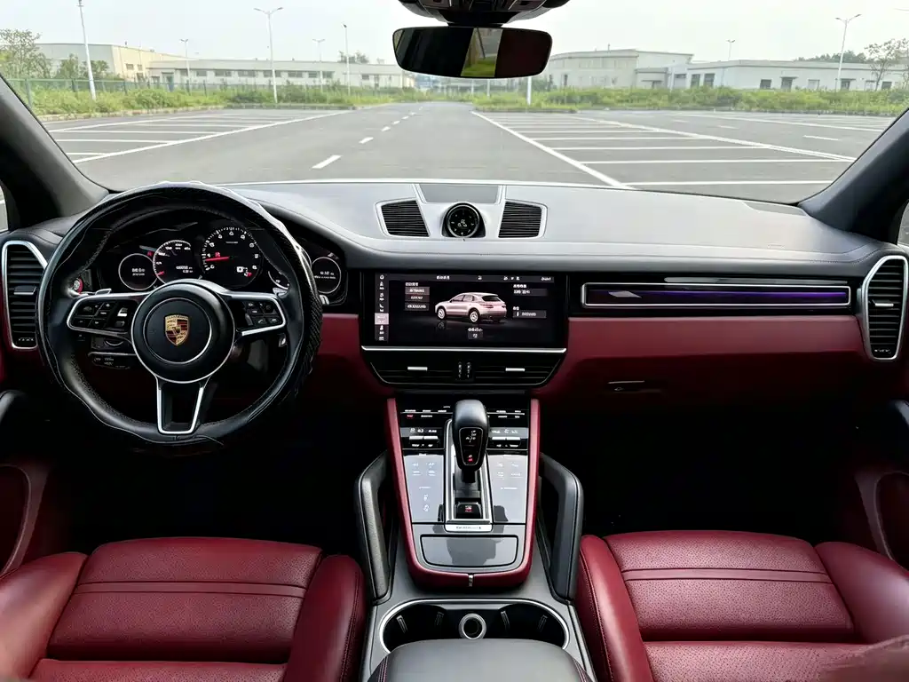 Porsche Cayenne — миниатюра 5