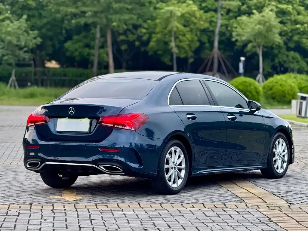 Mercedes-Benz A-Class — миниатюра 7