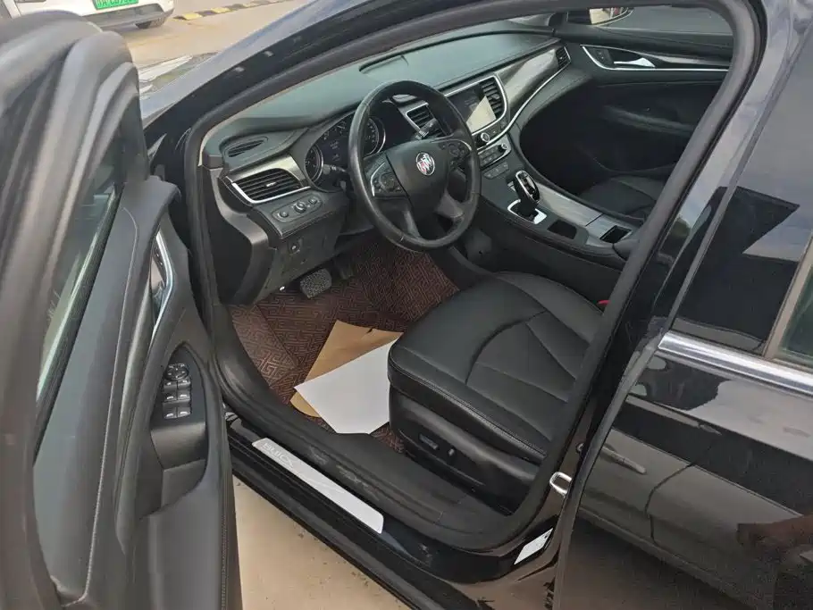 Buick LaCrosse — миниатюра 9
