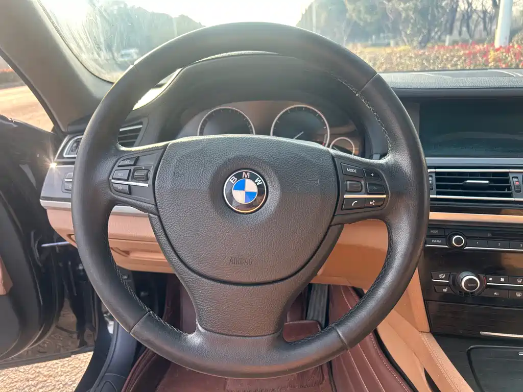 BMW 7 Series 7 2011 730Li Elegant