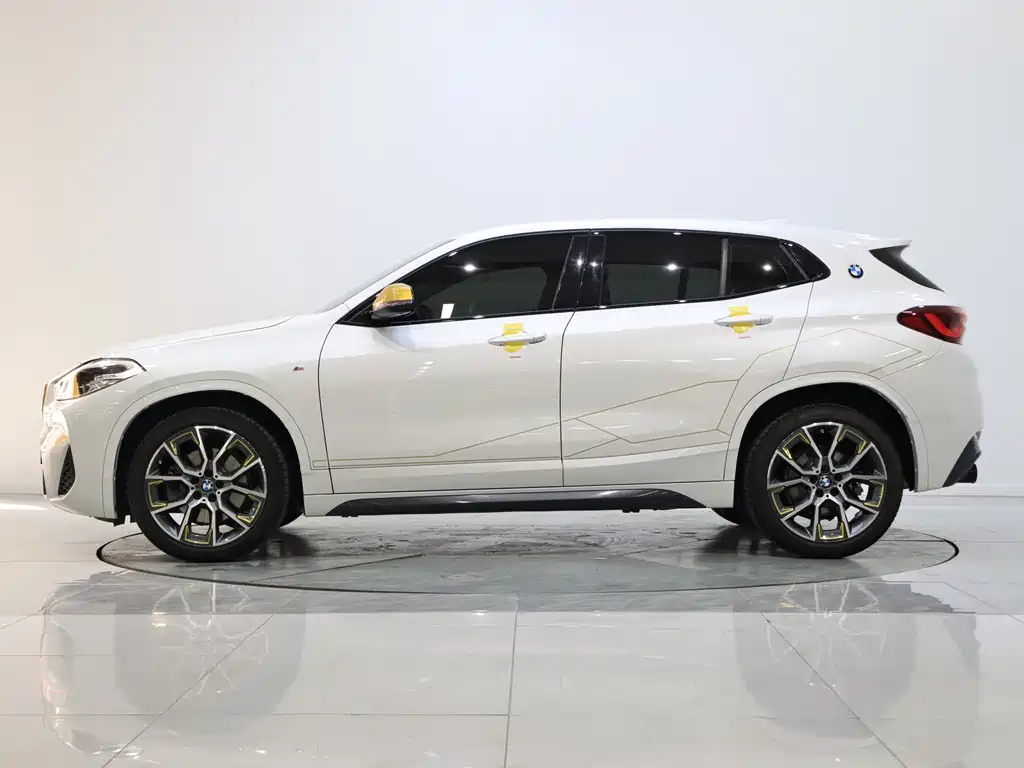 BMW X2 2023 sDrive 25i