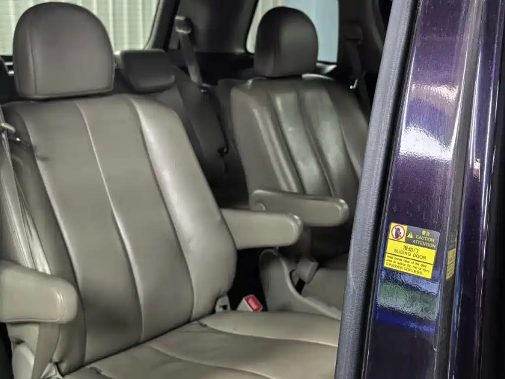 BYD M6 — миниатюра 15