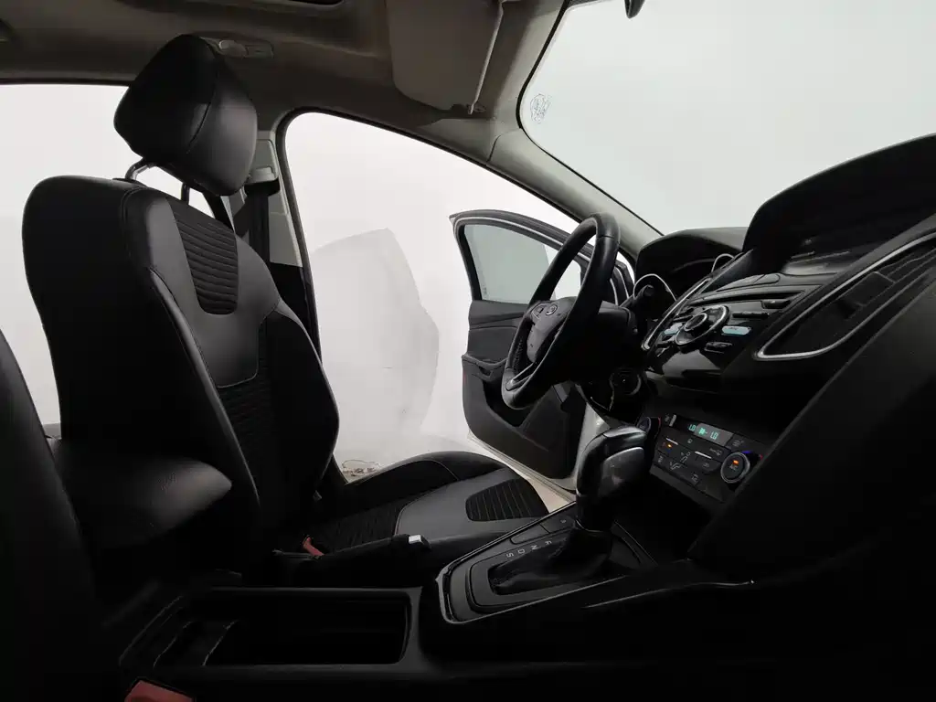 Ford Focus — миниатюра 15