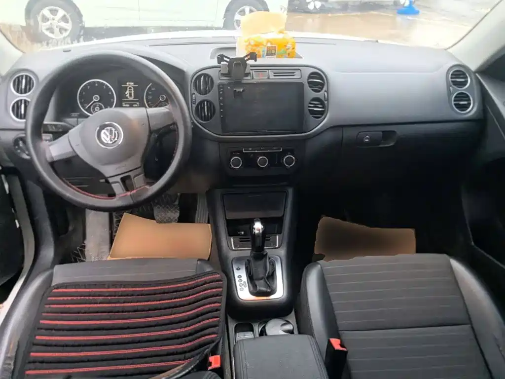 Volkswagen Tiguan — миниатюра 10