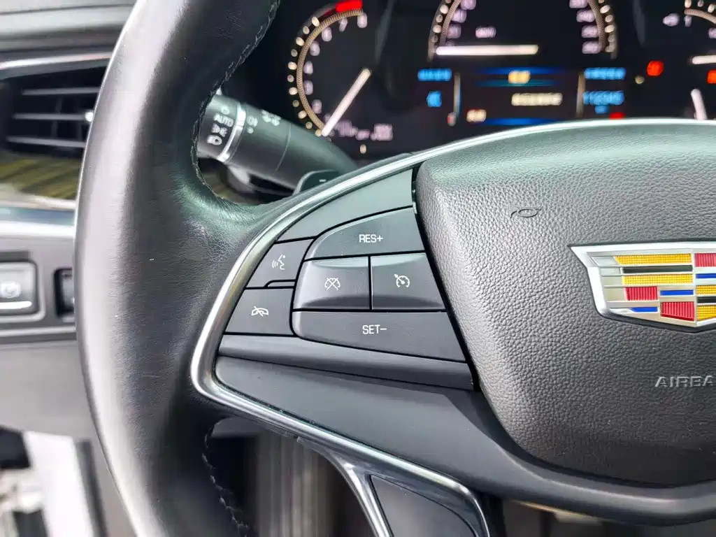 Cadillac XT5 — миниатюра 14