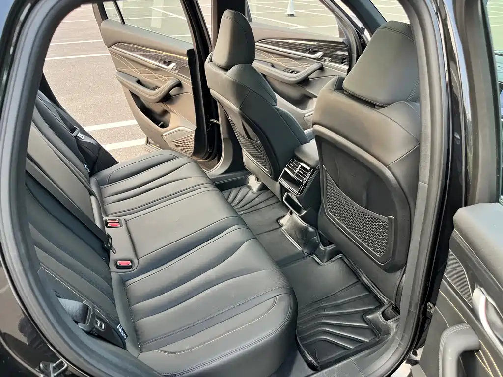 Geely Monjaro L 2024 2.0TD DCT EVO