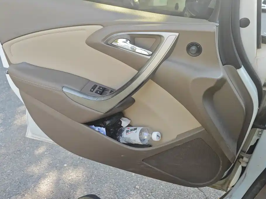 Buick Excelle — миниатюра 7