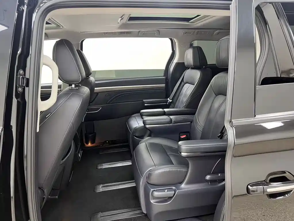 GAC Motor Trumpchi M8 — миниатюра 6