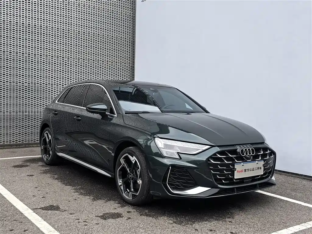 Audi A3 2026 Sportback 35TFSI Premium