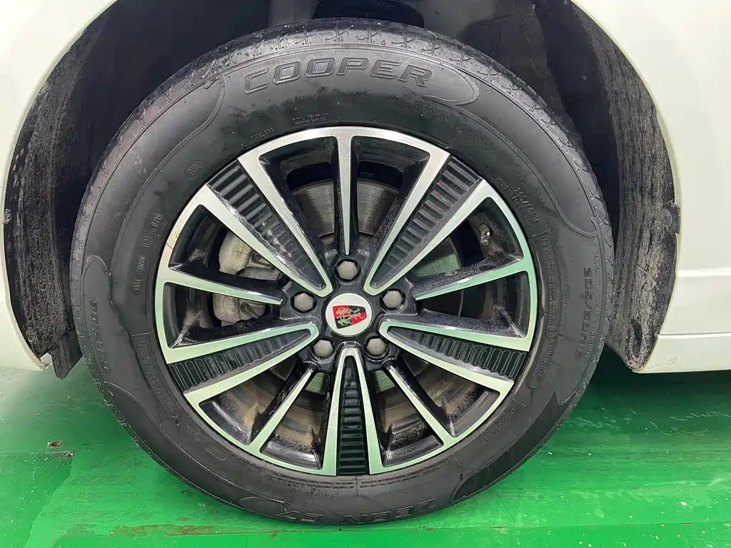 Roewe Ei5 — миниатюра 28