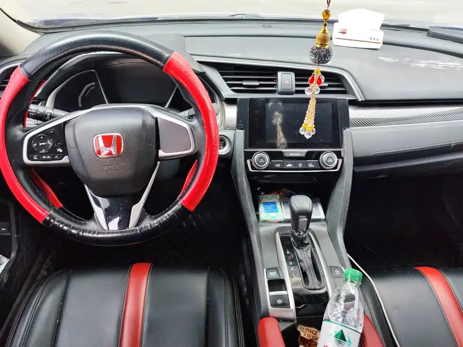 Honda Civic — миниатюра 12