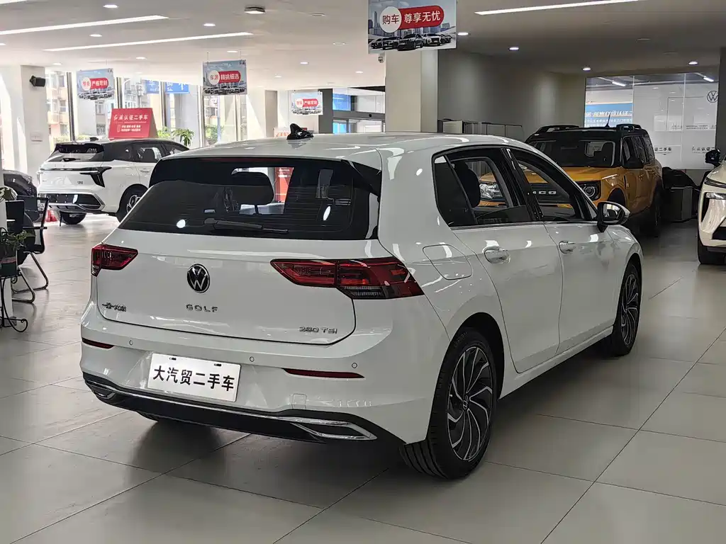 Volkswagen Golf — миниатюра 5