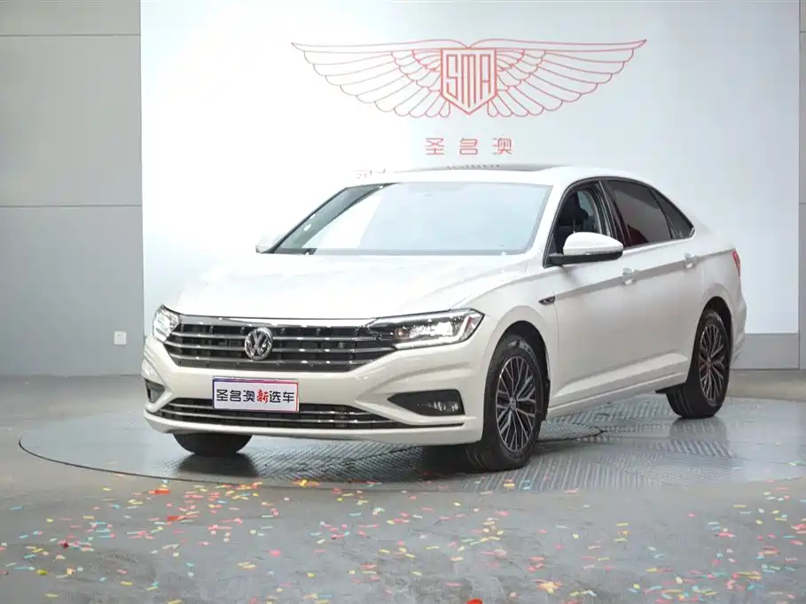 Volkswagen Sagitar 2020